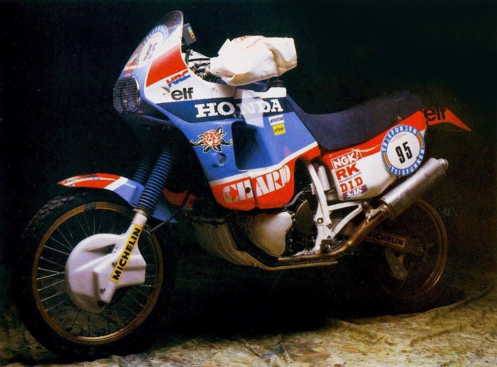 Belle davvero: Honda Africa Twin RD07